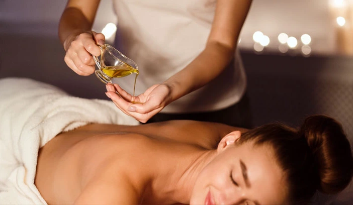 Massages tha&iuml;landais &agrave; l&rsquo;huile